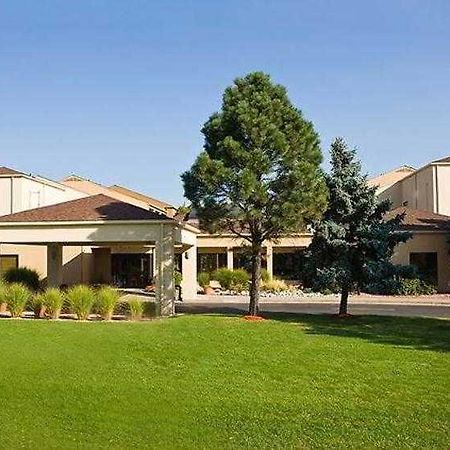 Courtyard By Marriott Denver Central Park Bagian luar foto