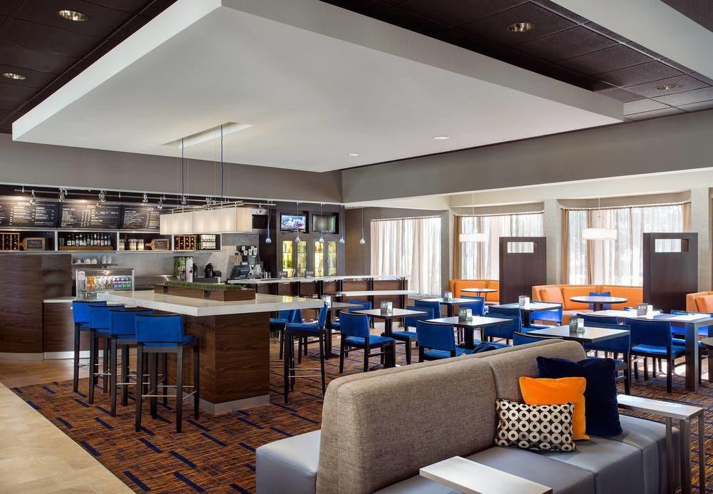 Courtyard By Marriott Denver Central Park Bagian luar foto